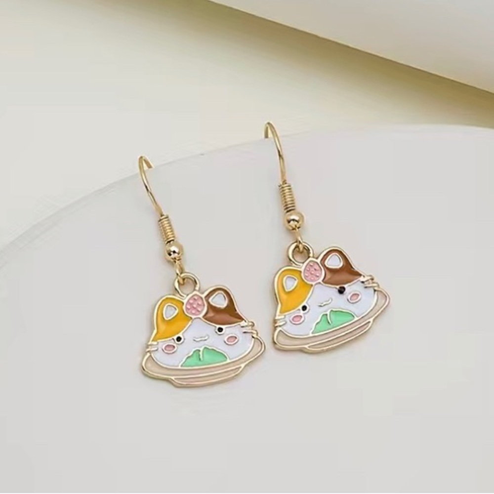 Cat earrings